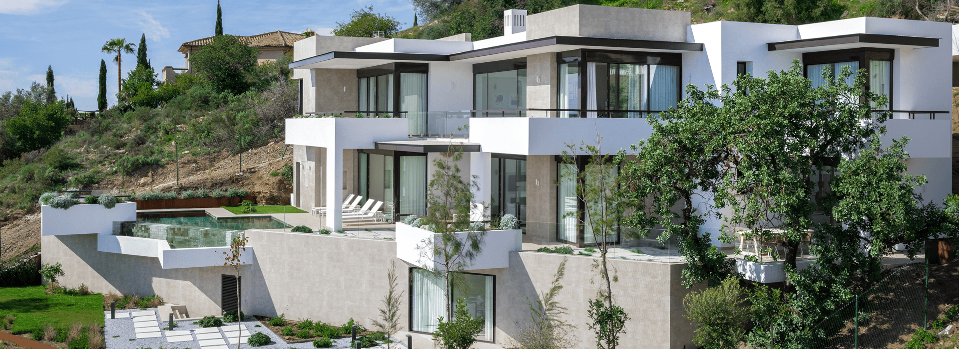 Arquitectura y diseño de villa familiar con vistas a la costa