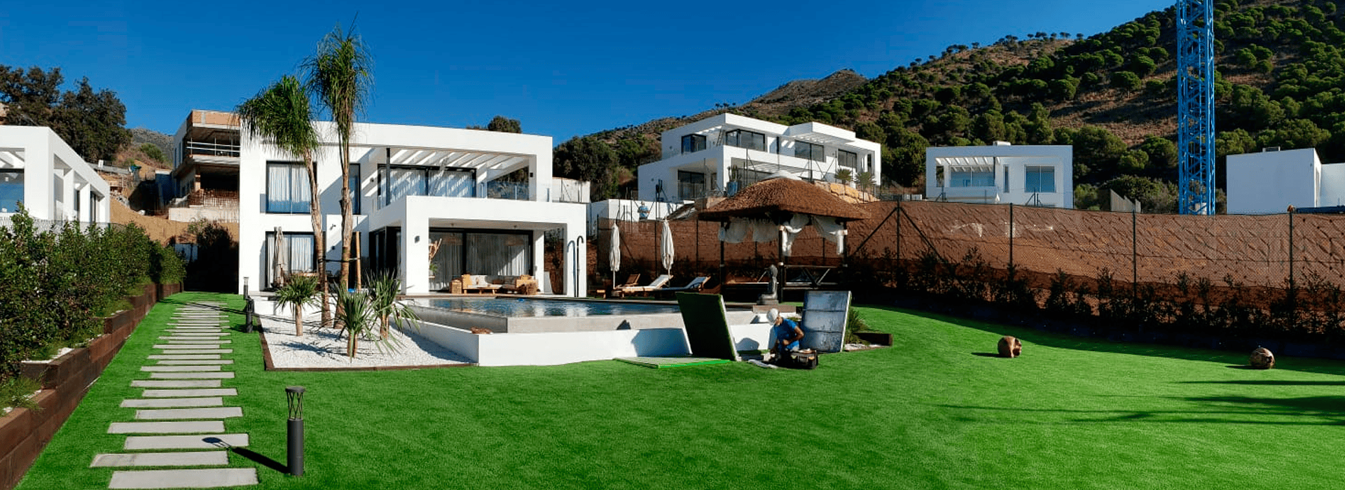 La mejor villa familiar en Málaga con zonas verdes, de relax y piscina
